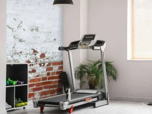 Clearance Bakstenen muur met beton fotobehang Gang