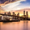 Outlet Brooklyn Bridge bij zonsondergang fotobehang Architectuur