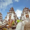 Outlet De Pura Lempuyang tempel in Bali fotobehang Architectuur