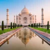 Outlet De Taj Mahal vanuit de tuin fotobehang Architectuur