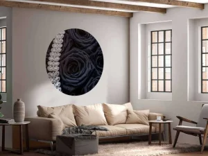 Online Donkere rozen met een diamanten ketting erop fotobehang Tienerkamer | Bloemen