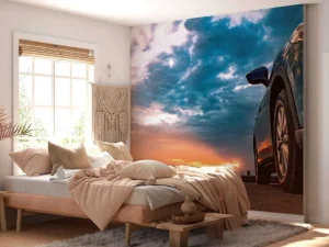 Outlet Een blauwe SUV met een unieke lucht op de achtergrond fotobehang Kinderkamer | Transport