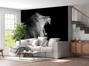 Online Gevaarlijke Leeuw op Zwarte Achtergrond fotobehang Dieren