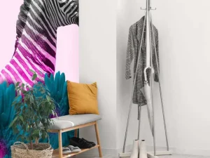 Discount Kruising van een zebra en eenhoorn met blauw-paarse bloemen fotobehang Dieren | Bloemen