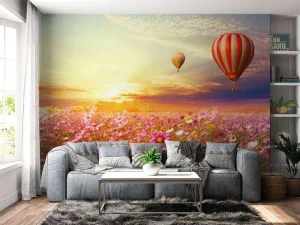 Online Luchtballonnen boven een bloemenveld fotobehang Transport | Bloemen