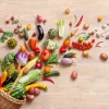 Fashion Mand met groenten en fruit fotobehang Keuken