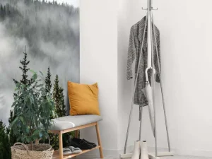 Online Mistig bos in de bergen fotobehang Bloemen