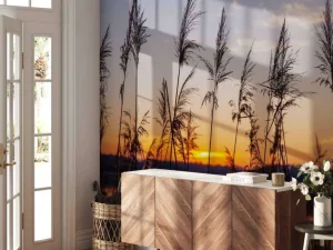 Hot Rivier met riet bij zonsondergang fotobehang Bloemen