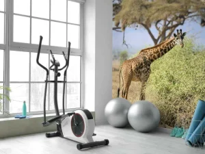 Best Schattige Giraffe tussen struiken fotobehang Dieren | Bloemen