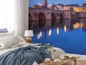 Discount Sint Servaasbrug in de avond fotobehang Architectuur