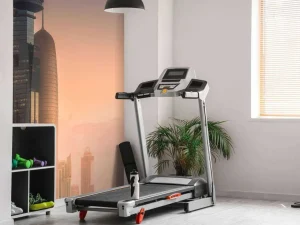 Discount Skyline van Doha in de avond fotobehang Architectuur