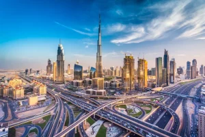 Fashion Snelwegen in Dubai met de skyline op de achtergrond fotobehang Steden | Architectuur