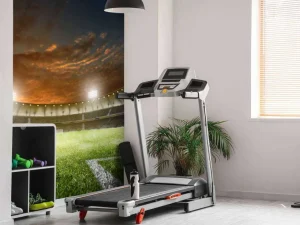 Outlet Verlicht voetbalstadion met wolken fotobehang Tienerkamer | Kinderkamer
