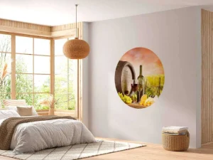 New Wijngaard met wijn en kaas op de voorgrond fotobehang Bloemen